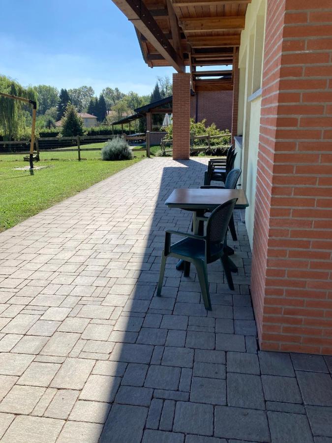 Agriturismo Altana Del Motto Rosso Gattico Buitenkant foto